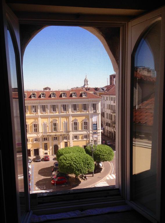 Santi Apartment In The Heart Of Turin Exterior foto